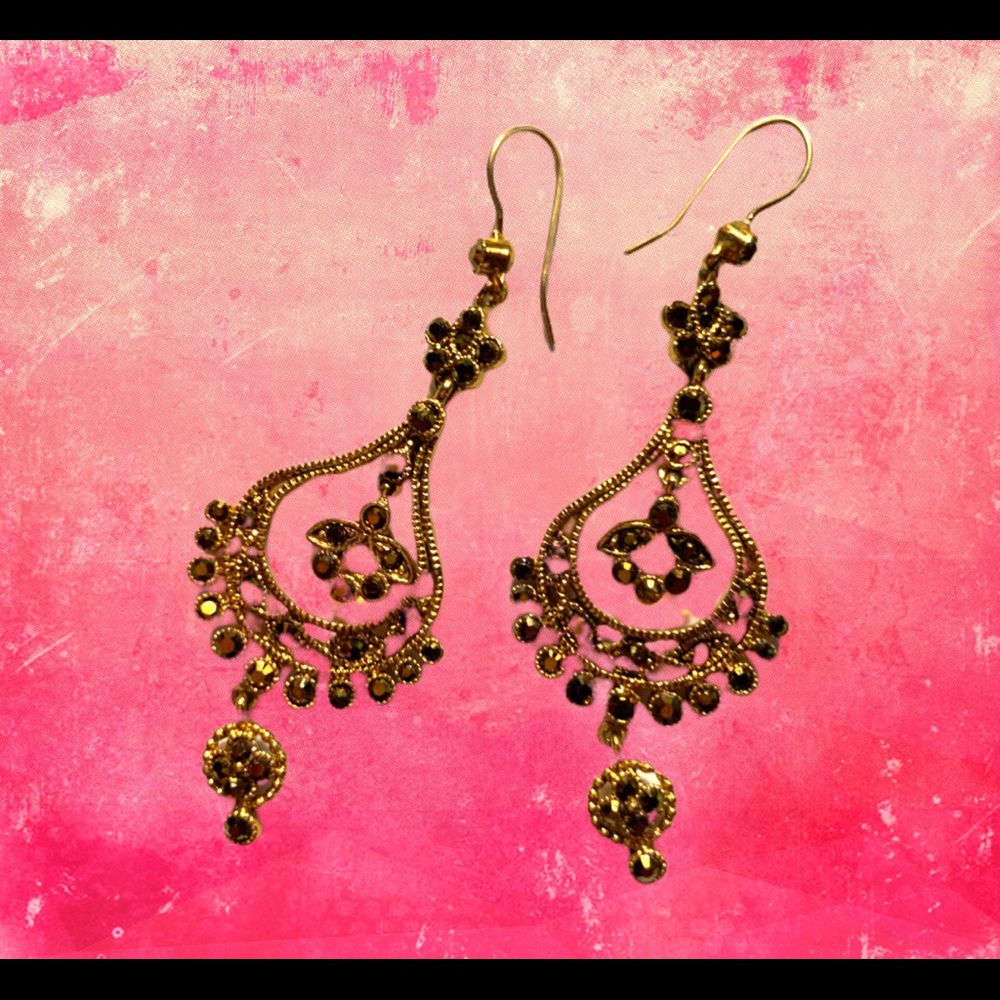 Copper tone dangle earrings